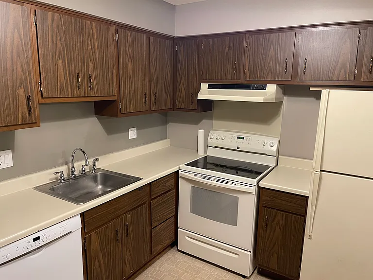7515 Woodview St #1 — Photo 13