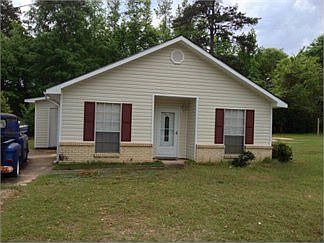2nd image of 305 Arrowhead Dr