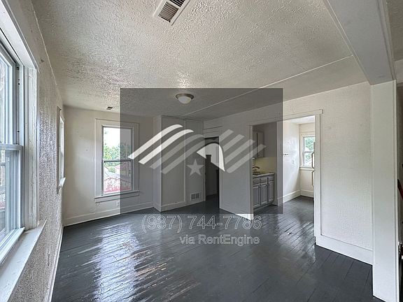 4th image of 721 E Pearl St #2