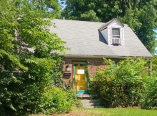 5709 5th St S, Arlington, VA 22204