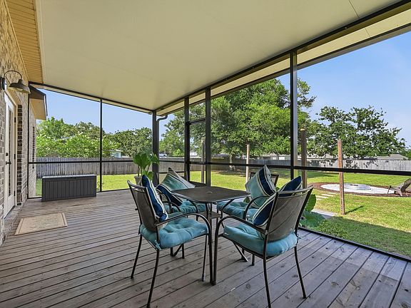 2nd image of 5463 Monterrey Rd