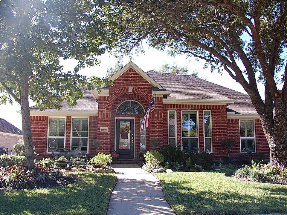 1st image of 15827 Sweetrose Pl