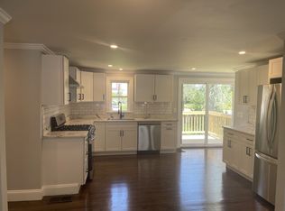 16 Holbrook Ave, North Attleboro, MA 02760