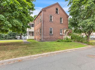 7 Dudley Ave, Westfield, MA 01085