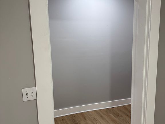 4th image of 69 Ashton Pl #1