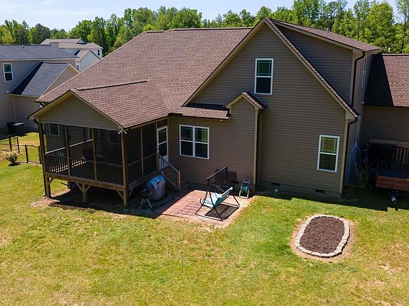 4th image of 397 Brazil Nut Ln