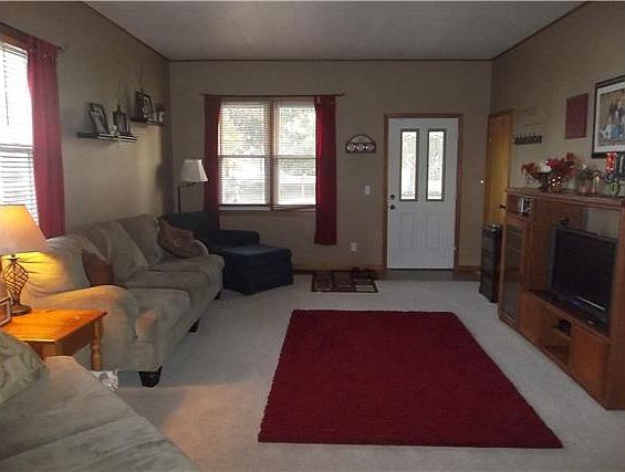 2nd image of 405 W Main St