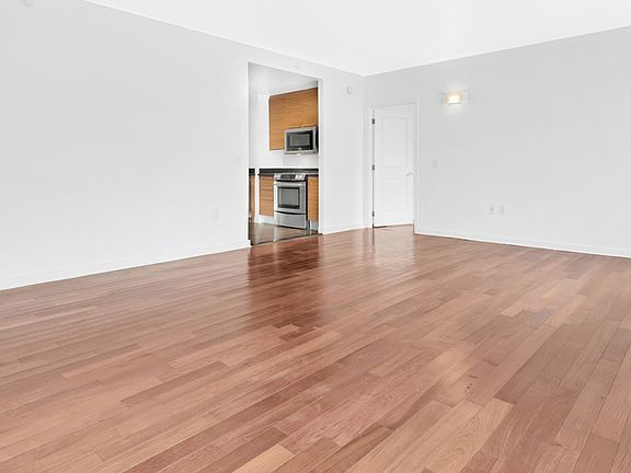 3rd image of 301 W 118th St APT 6M