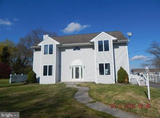 11 Downing St, Bridgeton, NJ 08302