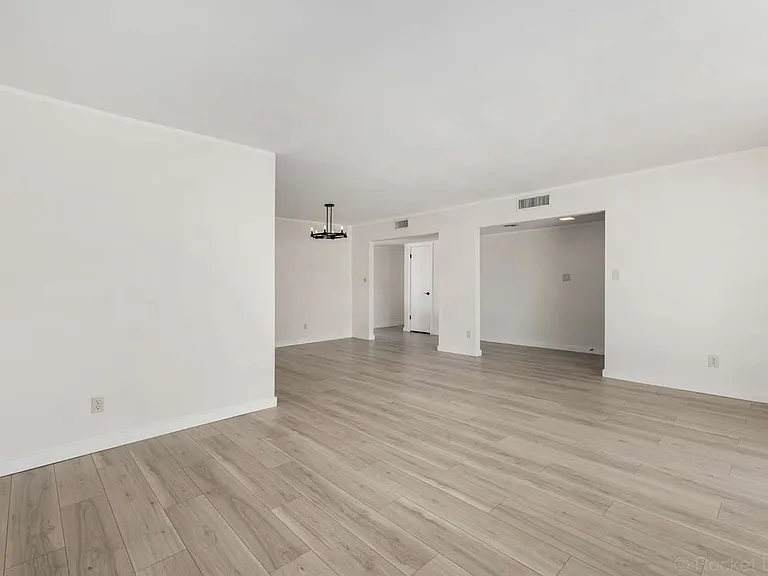 14053 N Hampstead Dr — Photo 45