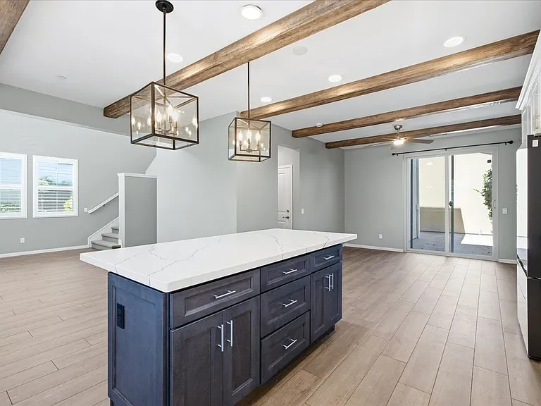35 Lomada St — Photo 29