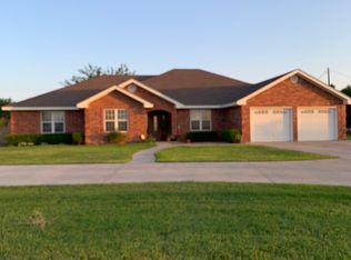 275 County Road 304, Seminole, TX 79360