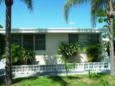 463 Manchester St, Boca Raton, FL, 33487