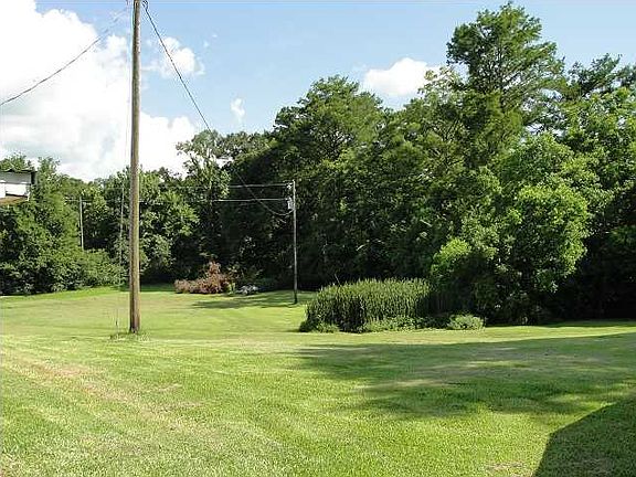 5th image of 1429 Highway 743