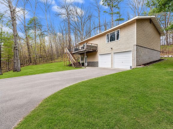 2nd image of 4700 Wilderness Rd