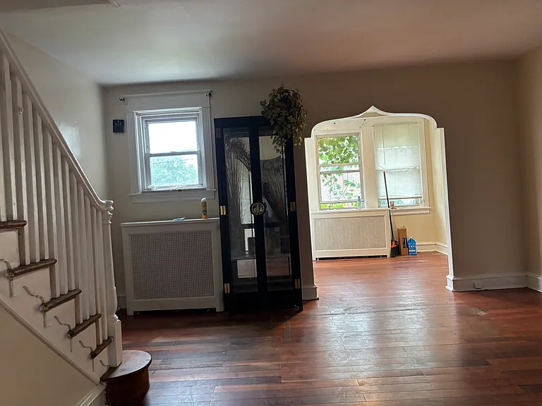 5215 E Tabor Rd — Photo 2