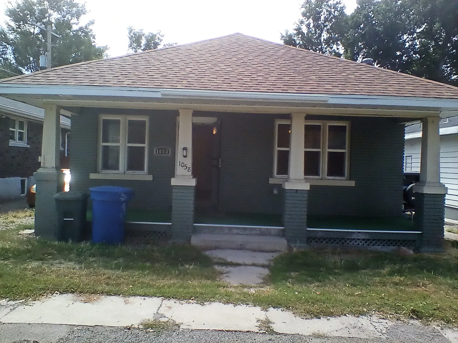 2 bed, 864 sqft, $1,800 — Photo 1