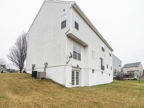 4th image of 35733 Winslow Ct