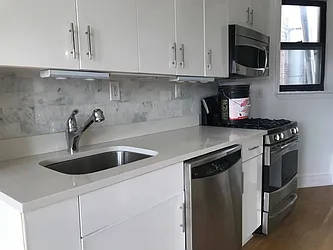 Rented by Ledvech Group