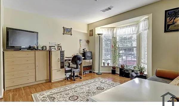4406 Silverbrook Ln #J201 — Photo 12