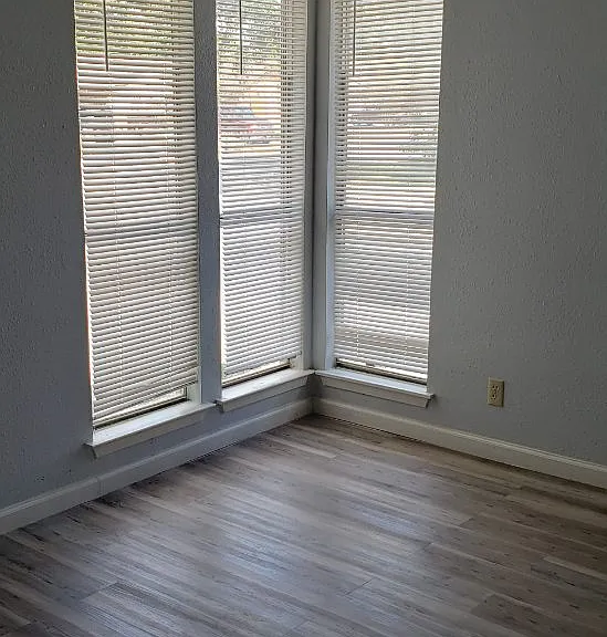 6614 Lake Cliff St — Photo 6