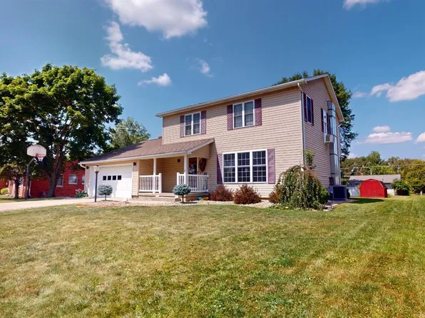 576 Butte St, Willard, OH 44890