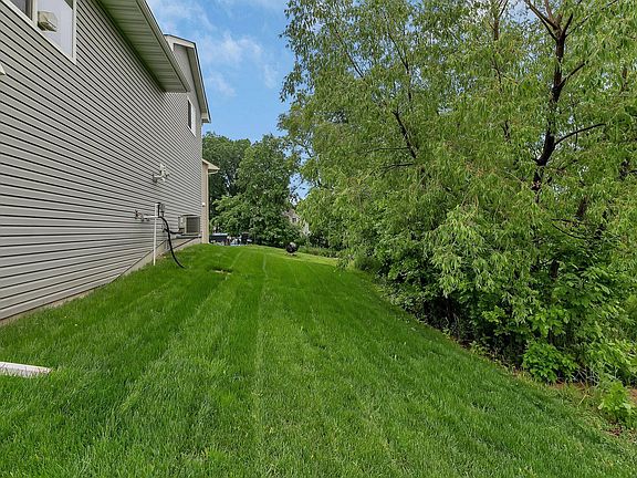5th image of 521 Willow Creek Pkwy