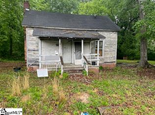 250 Washington St, Woodruff, SC 29388