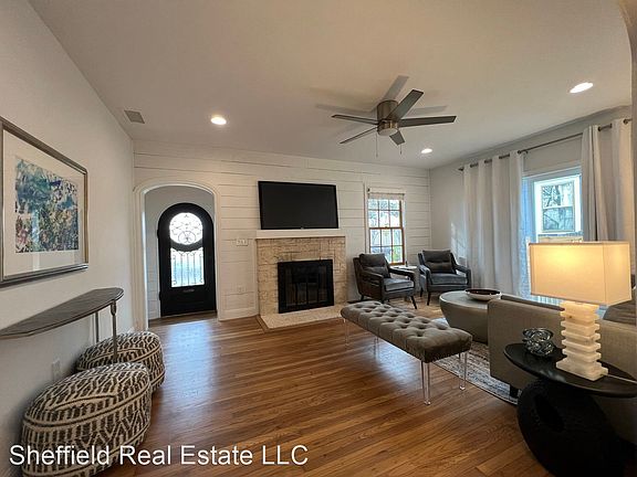 3rd image of 1605 Newfield Ln #A