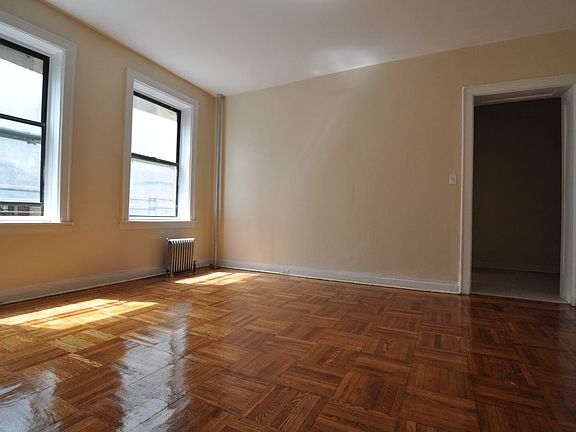 3rd image of 555 Ocean Ave APT 6F