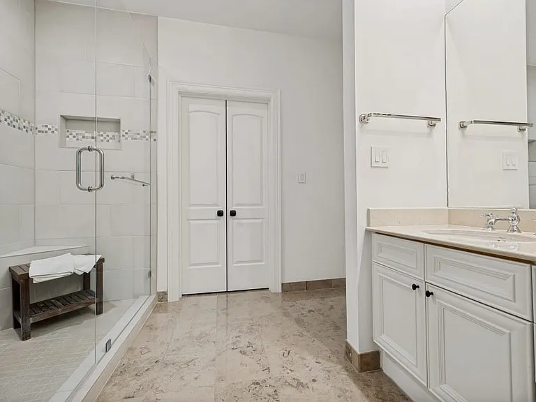 2828 Hood St #801 — Photo 20