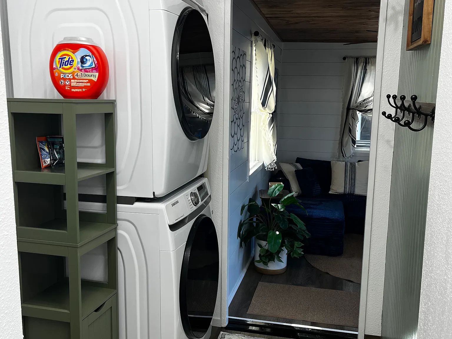 3 bed, 925 sqft, $2,800 — Photo 4