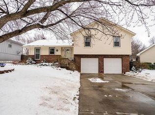 16313 Rebecca Ln, Belton, MO 64012