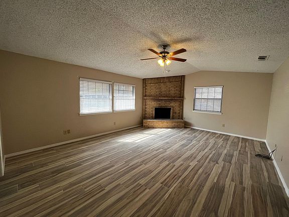 4th image of 4403 Fairgate Dr