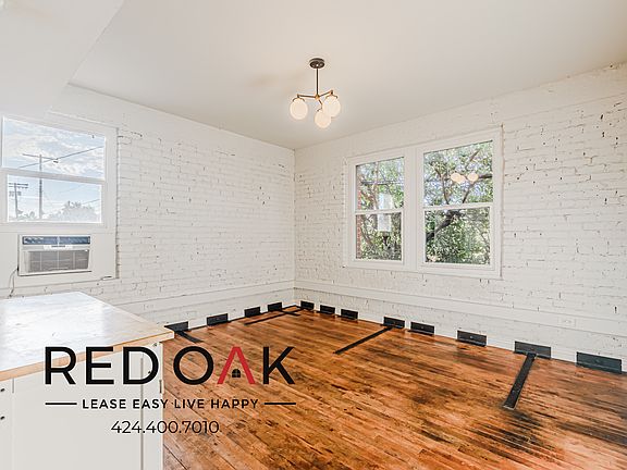 5th image of 2731 Beverly Blvd #212