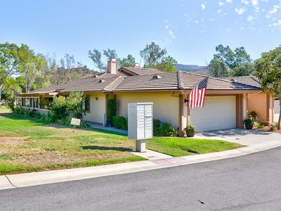 29873 Circle R Creek Ln, Escondido, CA, 92026
