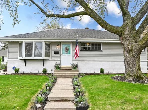 10513 West Caldwell AVENUE, Milwaukee, WI 53225