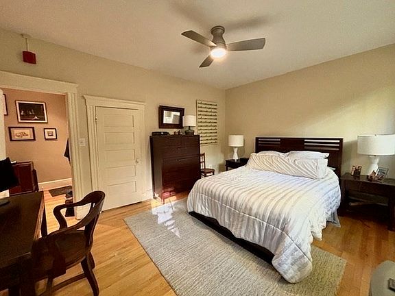 3rd image of 19 Westbourne Ter APT 2