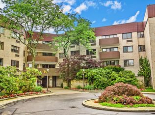 30 Greenridge Ave APT 3K, White Plains, NY 10605