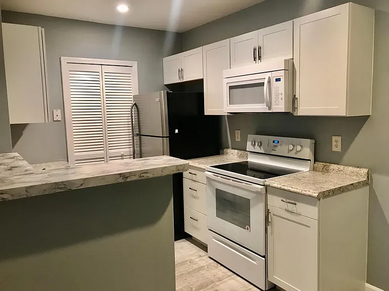 4368 S Kirkman Rd #205 — Photo 3