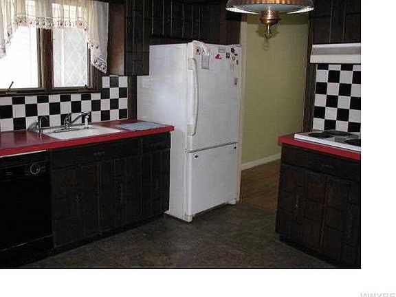 4th image of 319 Floradale Ave