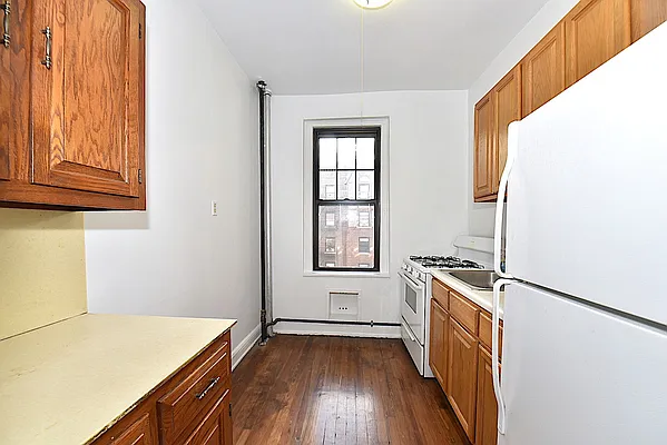 Rented by Keller Williams NYC | media 33