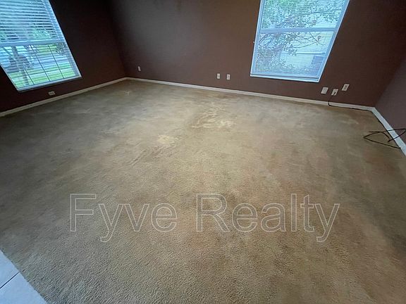 3rd image of 8017 Elmstone Cir