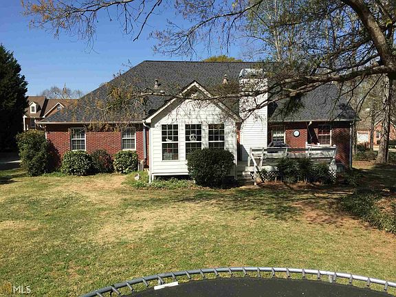 2nd image of 150 Ashley Dr