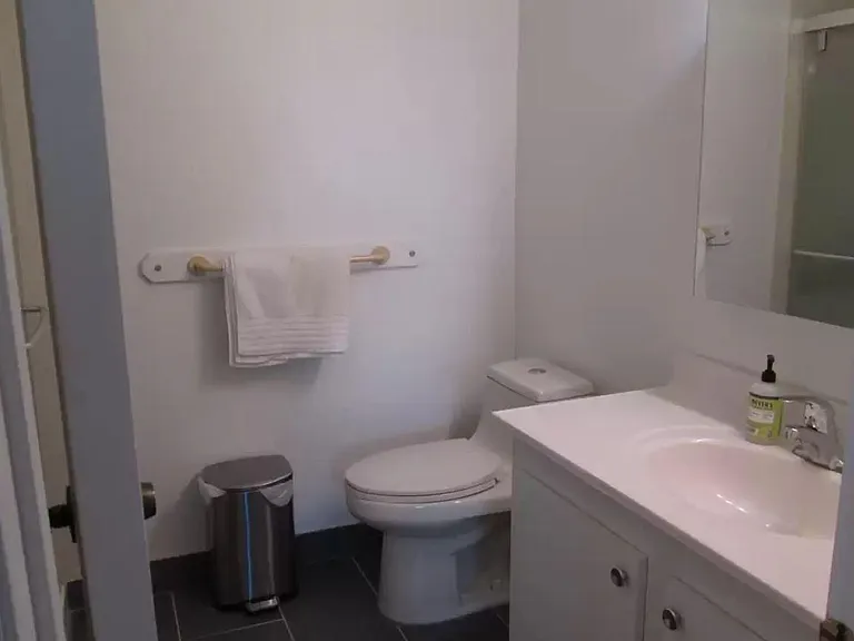 412 Green Hollow Dr — Photo 18