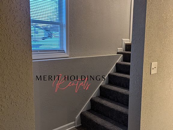 3rd image of 102 E South Ave APT B