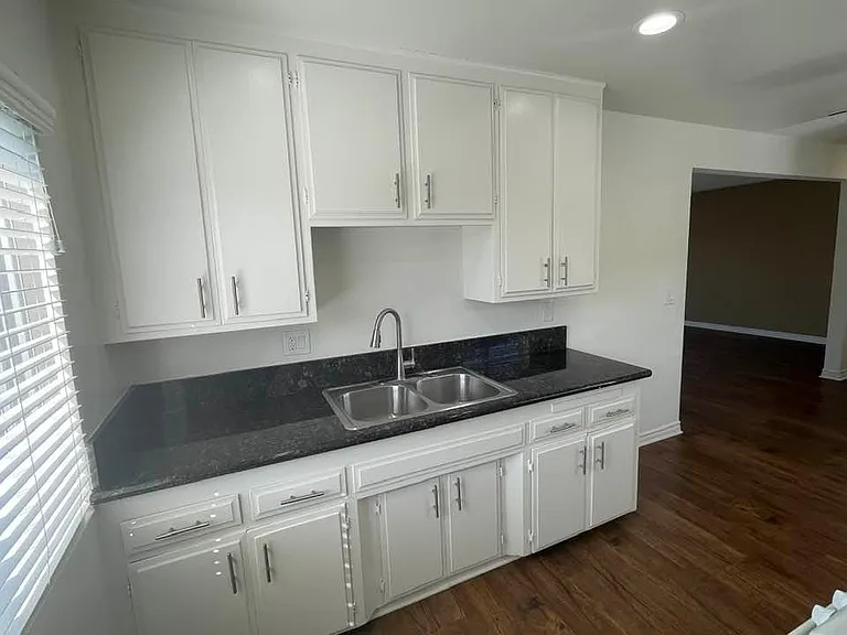 Charter House — Photo 5