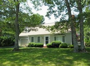26 Liberty Ln, Marstons Mills, MA 02648