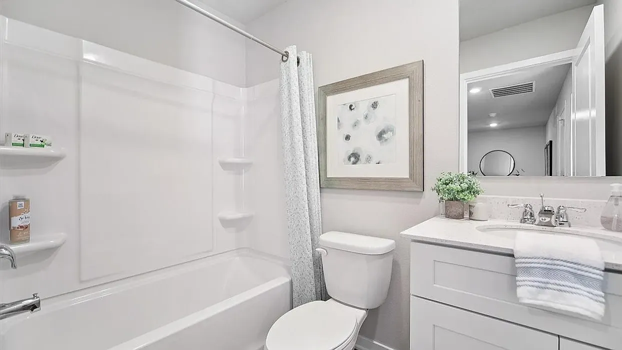 3 bed, 1511 sqft, $2,050 — Photo 4