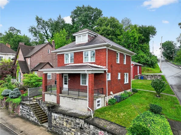 1900 Noblestown Rd, Pittsburgh, PA 15205